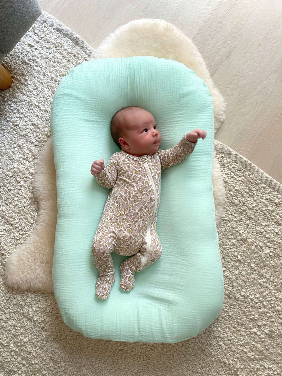 peppermint baby lounger