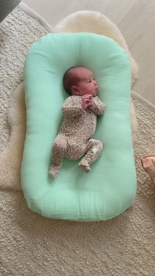 Peppermint baby lounger